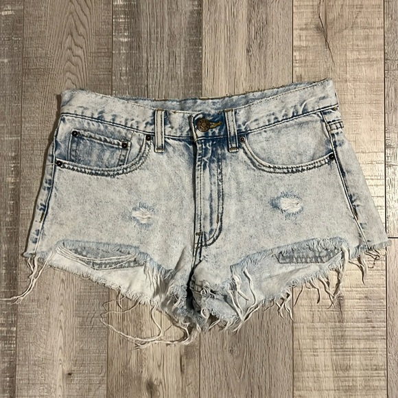 Urban Outfitters BDG Denim Light Wash - Picture 2 of 10